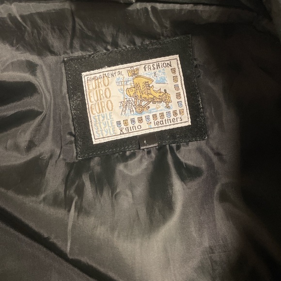 Vintage Gino Distressed Leather Jacket - Picture 8 of 8